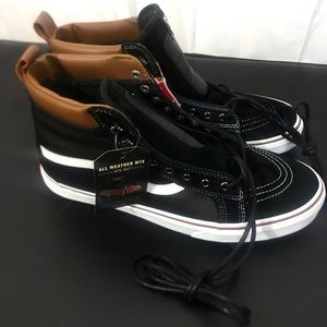 Vans Sk8-Hi MTE Black & White